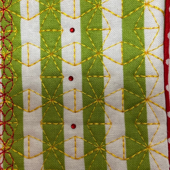 2 set of handmade quilted mini comp book notebook covers Red, Green, & yellow - Picture 5 of 11